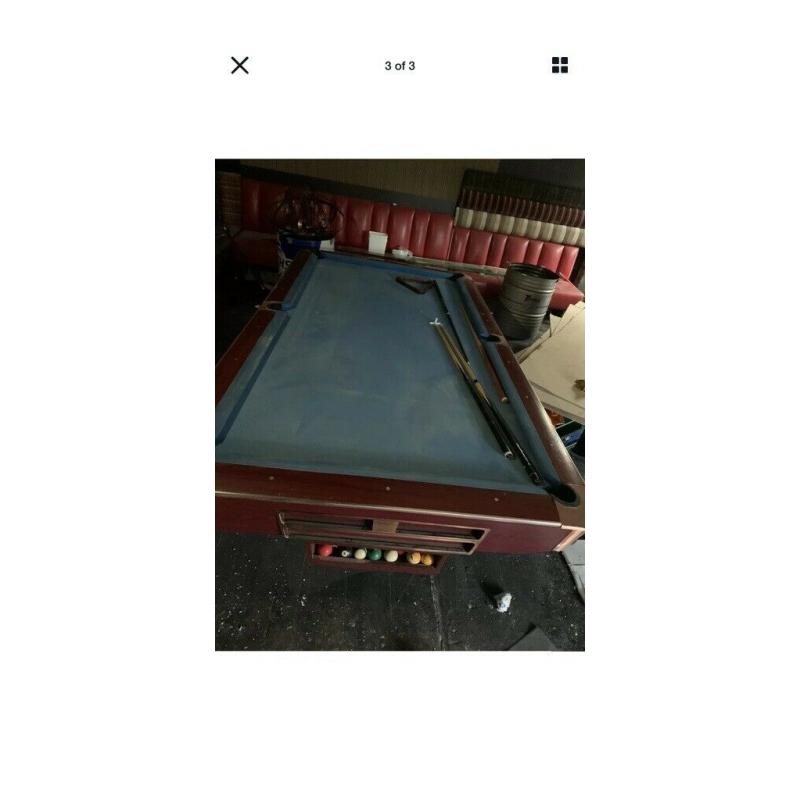 Pool table
