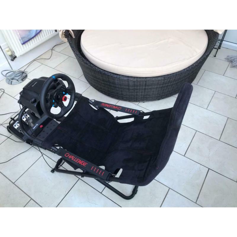 LOGITECH G29 STEERING WHEEL +PLAYSEAT