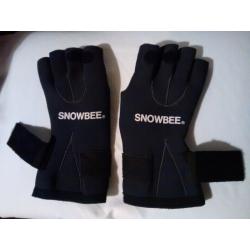 Neoprene Fingerless Gloves. For Winter Fishing.