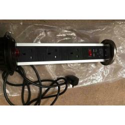 Kengo POP-UP SOCKET with 3 Sockets and 2 USB Charger Ports ? Satin nickel