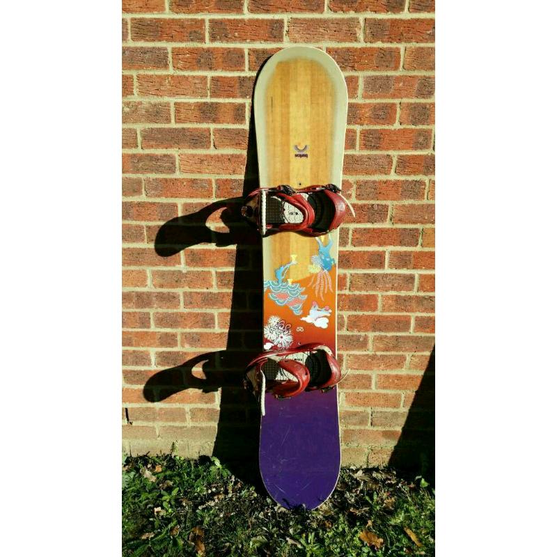Women snowboard