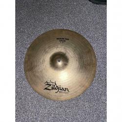 Medium thins crash cymbol by zildijan 16?/44