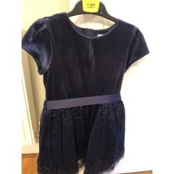 Girls navy velvet and sequin occasion/Christmas dress age 6-7 years