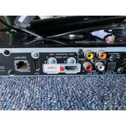 Sony 3D Bluray player BDP S790 plus 4 Bluray discs