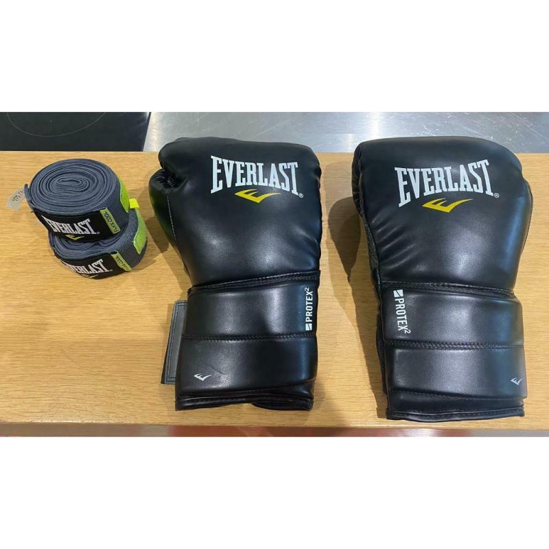 Everlast Protex2 16oz boxing gloves & Everlast hand wraps