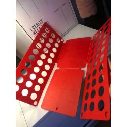 Clothes folder