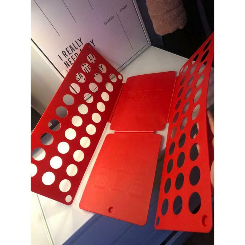 Clothes folder