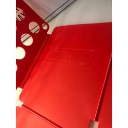 Clothes folder