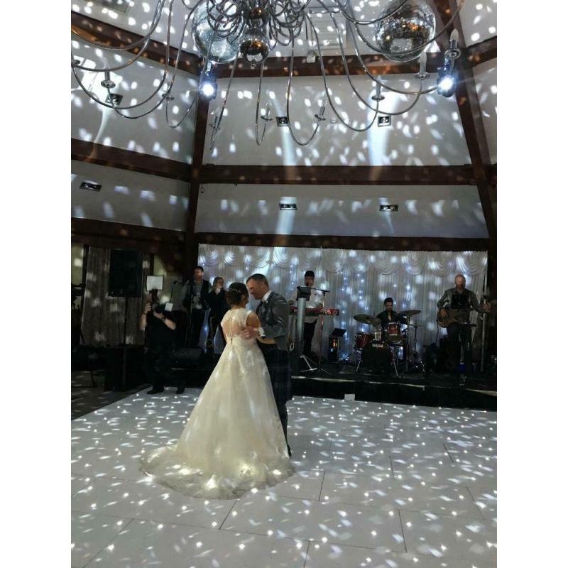 ****BARGIN! David bridal A-line wedding dress****
