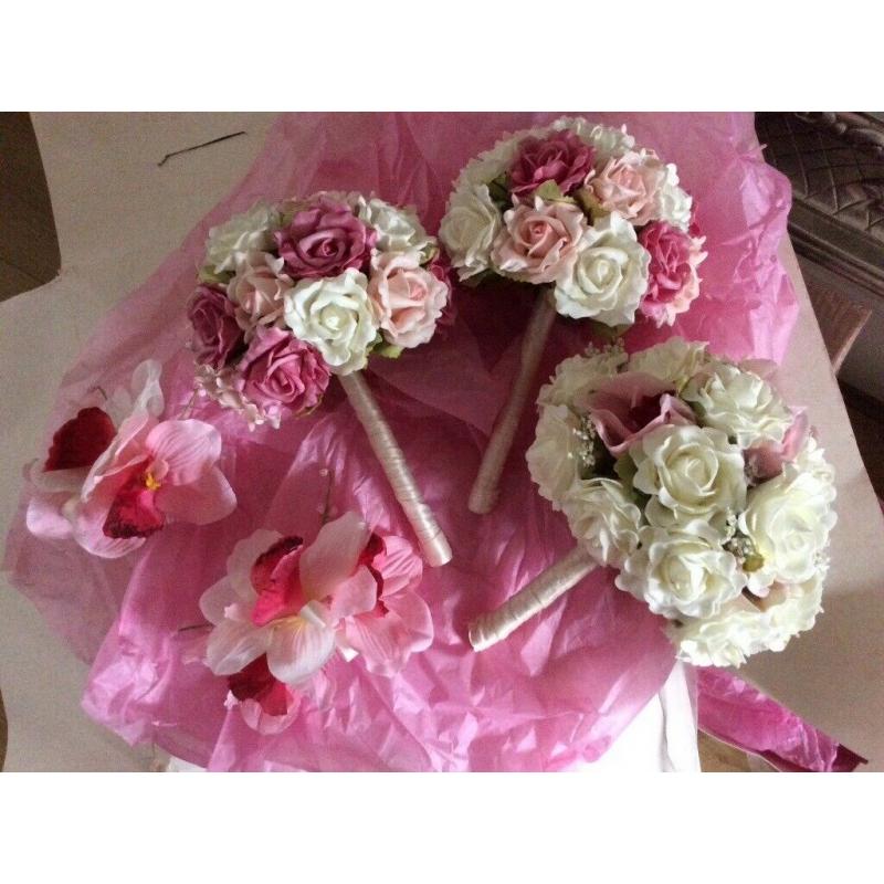 Pink /ivory wedding flowers