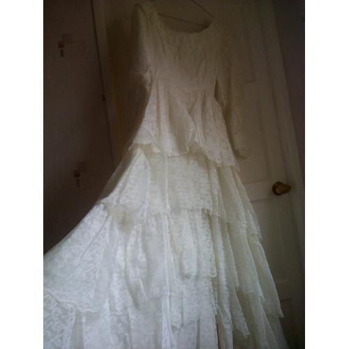 Vintage Wedding Dress - size 10 approx