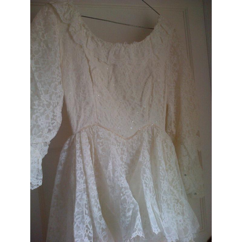 Vintage Wedding Dress - size 10 approx