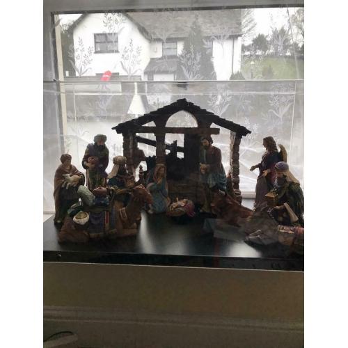 Kirkland Signature nativity set 13 pieces