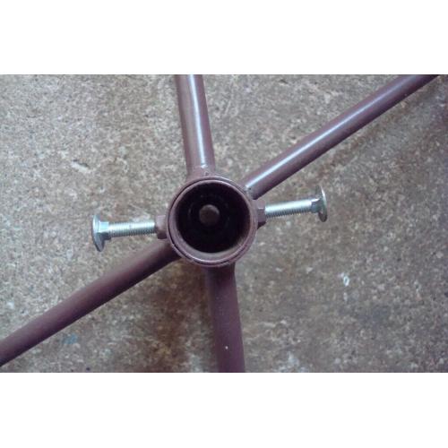 ARTIFICAL TREE STAND AS NEW