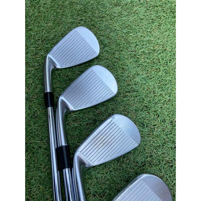 TITLEIST 714 AP2 IRONS / 4-PW / PROJECT X 6.0 STIFF SHAFTS