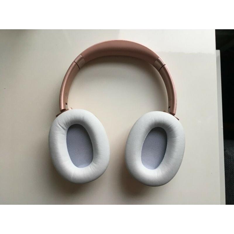 Over ear Mpow H12 noise cancelling headphones