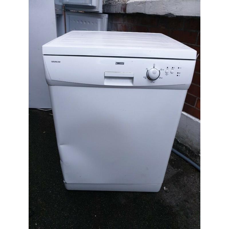 Zanussi dishwasher - full size