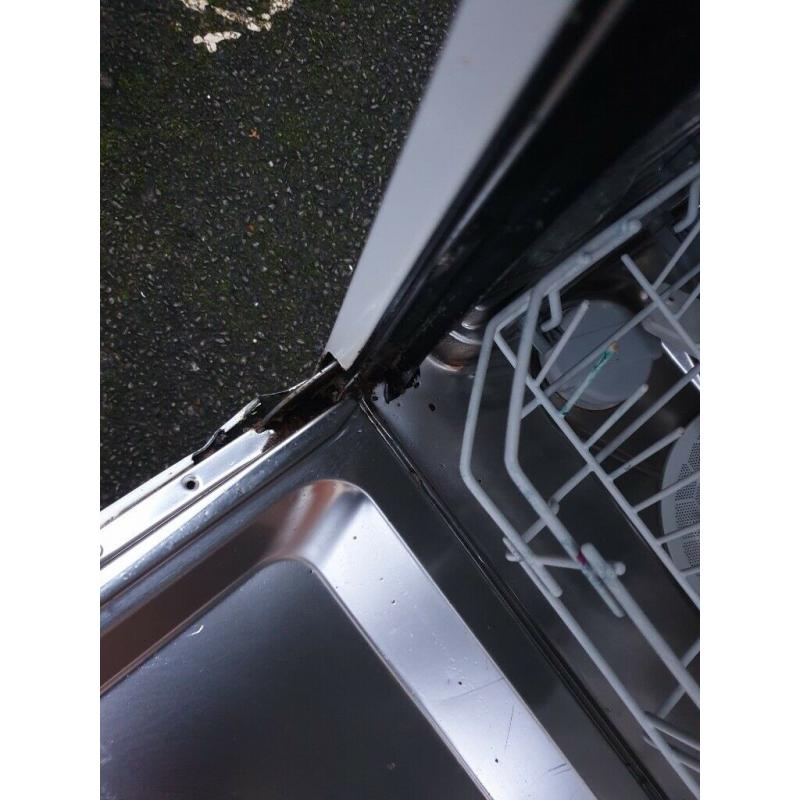 Zanussi dishwasher - full size
