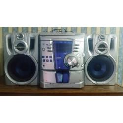 Fully functioning Kenwood Stereo with Speakers