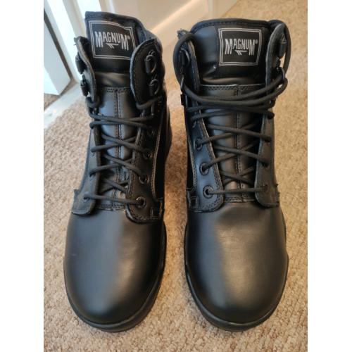 Magnum patrol boots