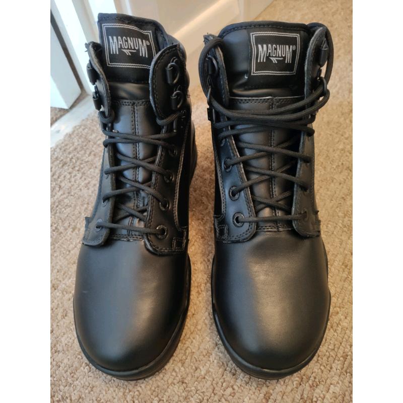 Magnum patrol boots