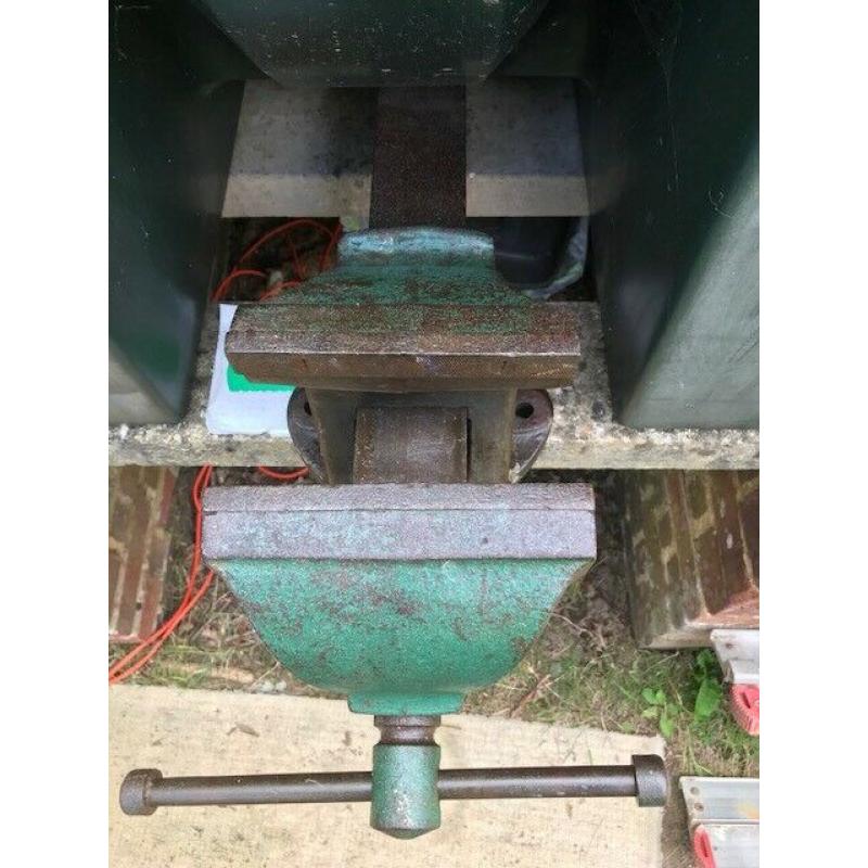 Heavy Duty Metal Bench Vice Made in England by Record