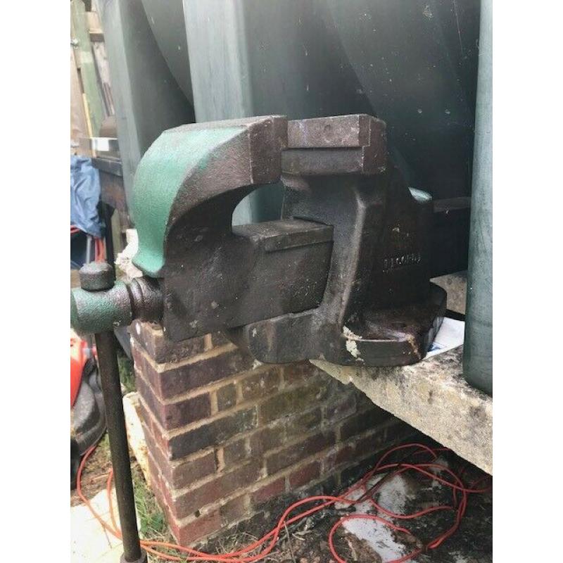 Heavy Duty Metal Bench Vice Made in England by Record