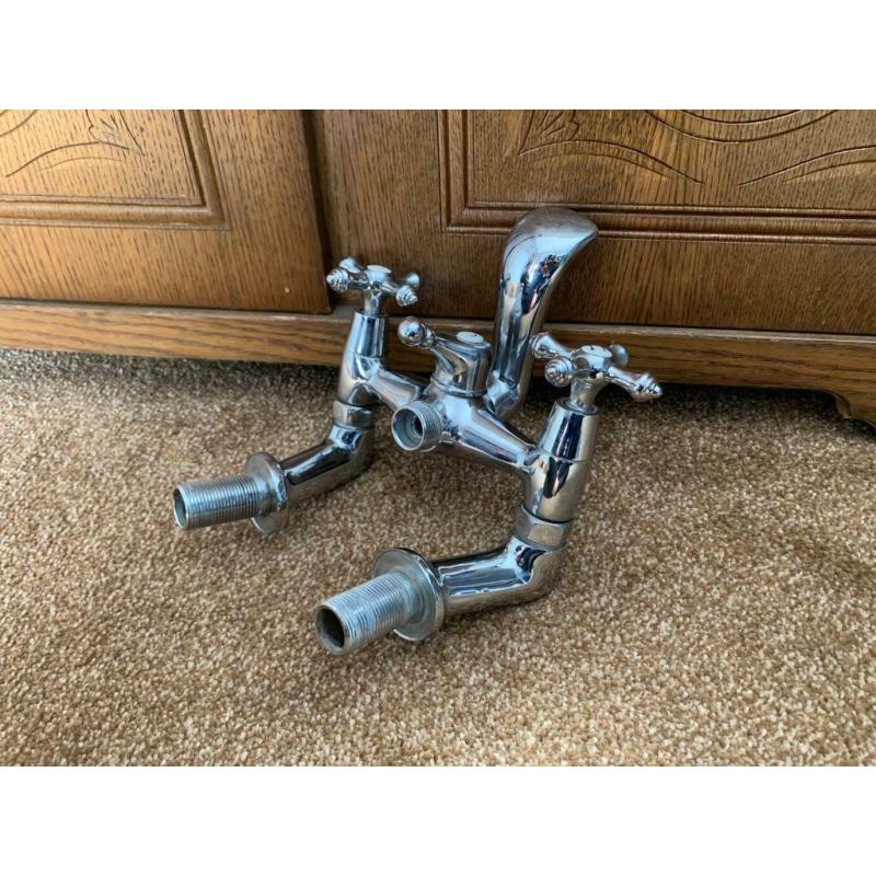 Bath tap