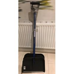 Brand new bluecol long handle steel edged snow shovel ?10 caerleon