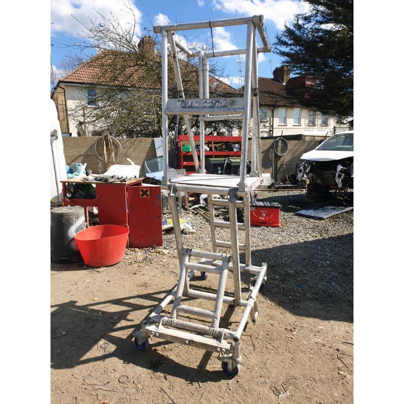 Aluminium Podiums