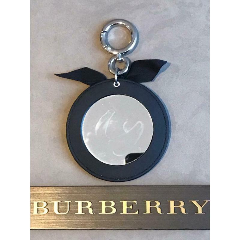 BURBERRY [GENUINE] BEAUTY MIRRORED BAG CHARM OR MAKE UP BAG ACCESSORY ? UNused & fair condition. ?20