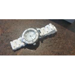 Genuine GC Guess Collection Mini Chic White Ceramic Watch