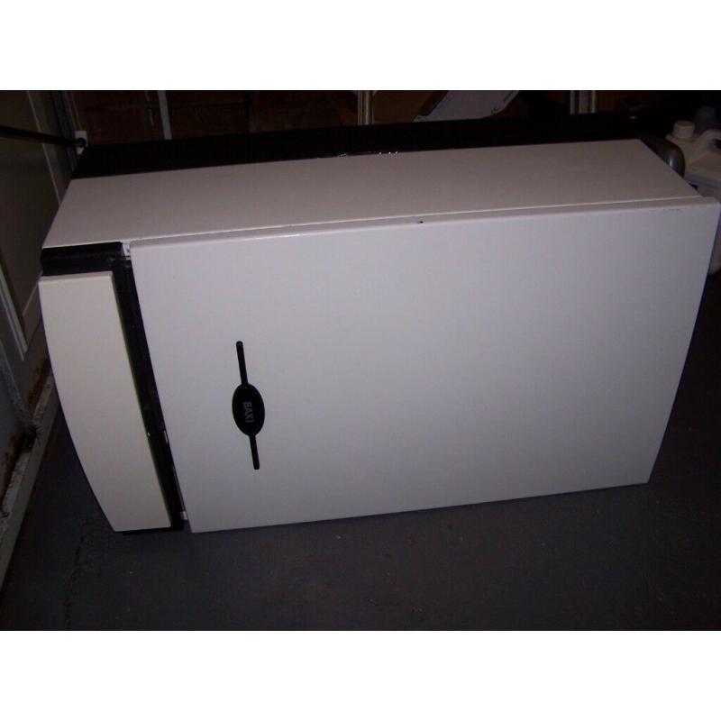 BAXI COMBI BOILER--105E- DECENT CONDITION --FOR SPARES