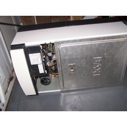 BAXI COMBI BOILER--105E- DECENT CONDITION --FOR SPARES