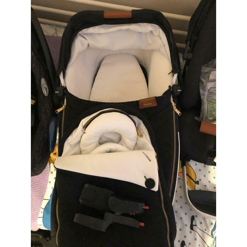 Quinny moodd Rachel Zoe travel system