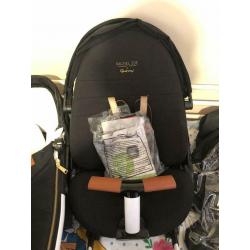Quinny moodd Rachel Zoe travel system