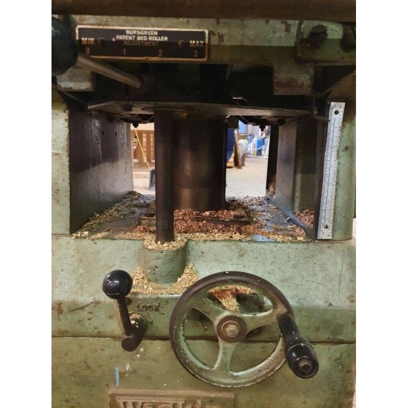 Planer thicknesser