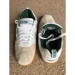Price Reduced! HiTech Classic Squash shoes, Size 8.5UK, as new