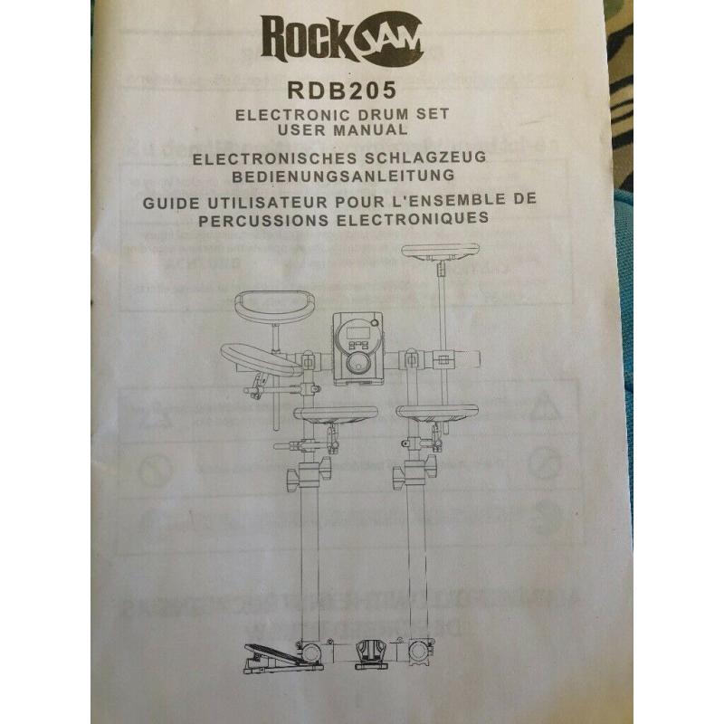 Electronic drum set and sound module