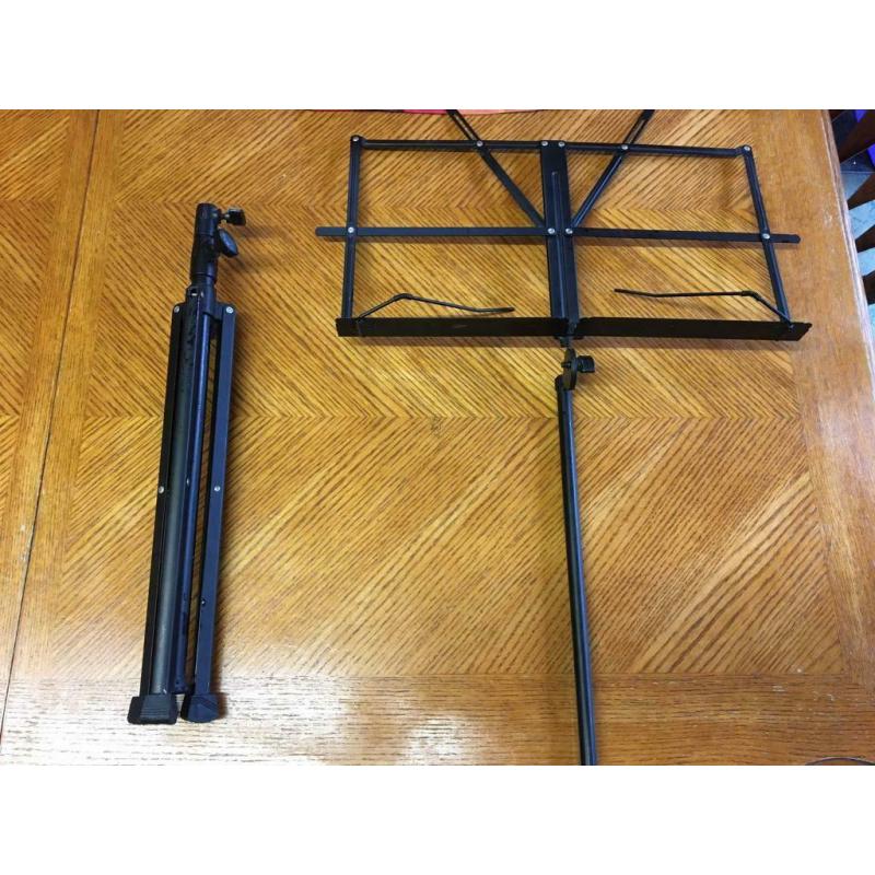 Great music sheet holder