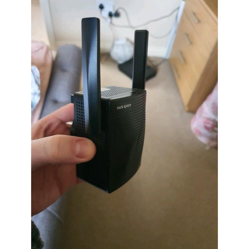Rock Space WiFi Booster/Range Extender AC1200 2.4g & 5g dual band