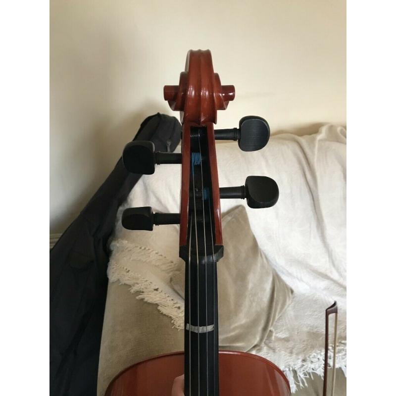 Hardly used Full Size Cello + extras