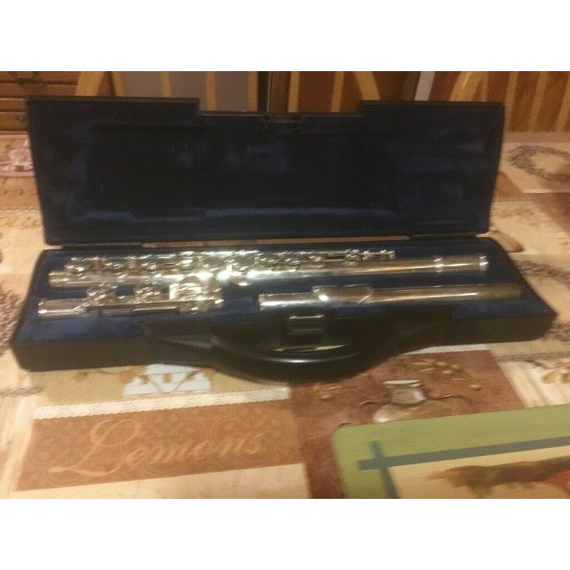 Silver plated flute buffet Crampton Paris model 6020 in hard