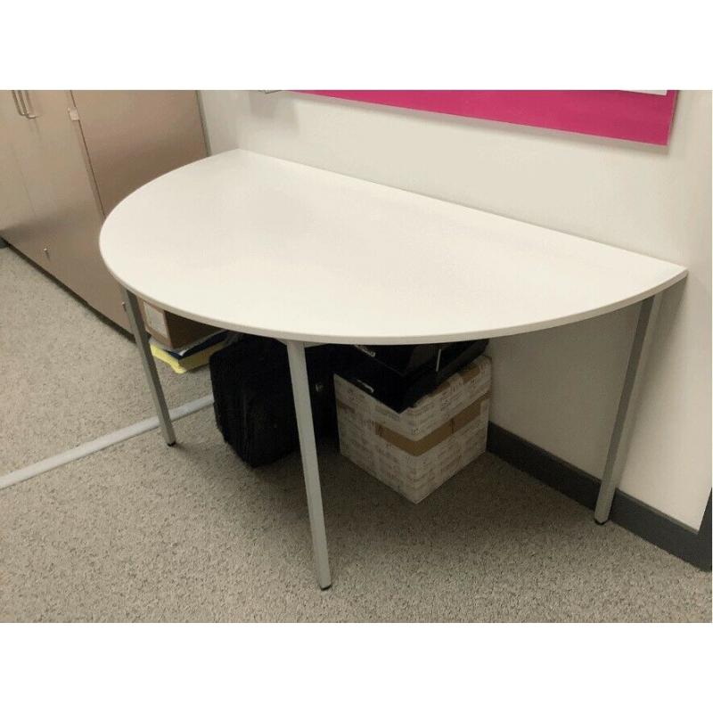 Semicircle desk