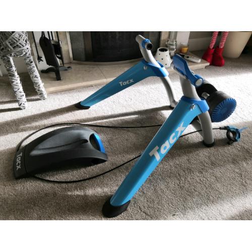 Tacx Booster T2500 turbo trainer