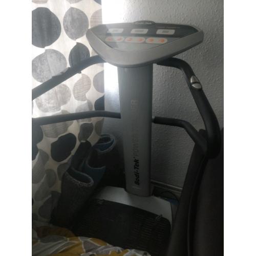 Wobber machine