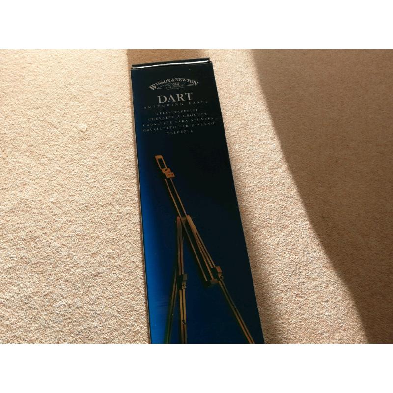 Winsor & Newton Dart Sketching Easel - a new hobby during isolation?