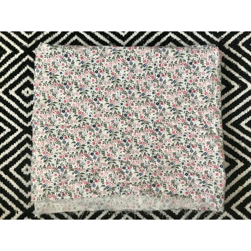 Ditsy Pretty Dressmaking Fabric Remnant Patchwork Bunting