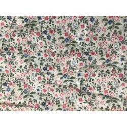 Ditsy Pretty Dressmaking Fabric Remnant Patchwork Bunting