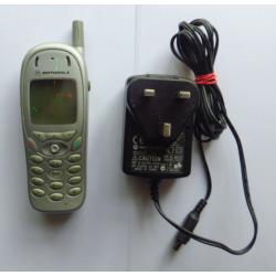 Classic mobile phone - Motorola Timeport T280 + charger
